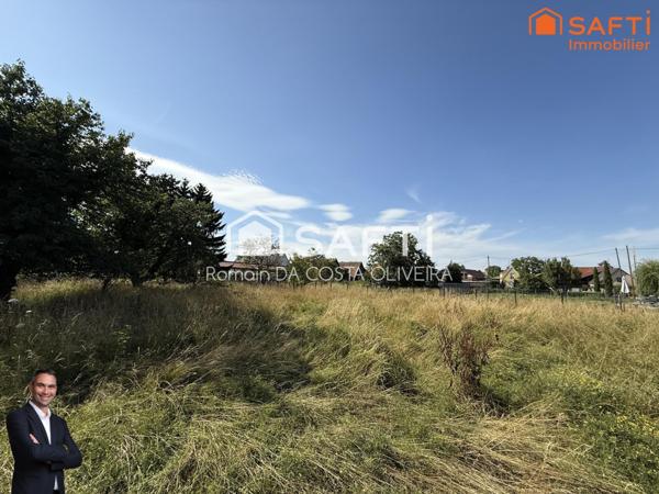 Superbe terrain constructible de 10,93 ares, libre de constructeur et hors lotissement !