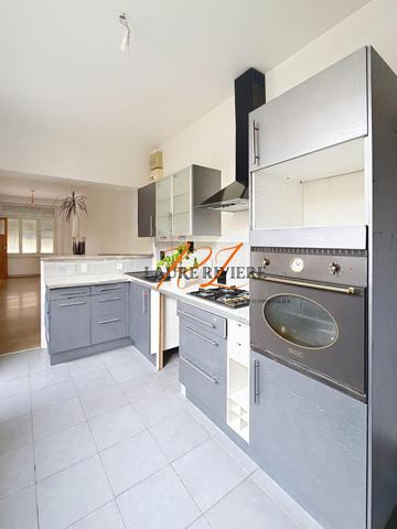 Maison familiale 5 pièces à Lambersart et garage