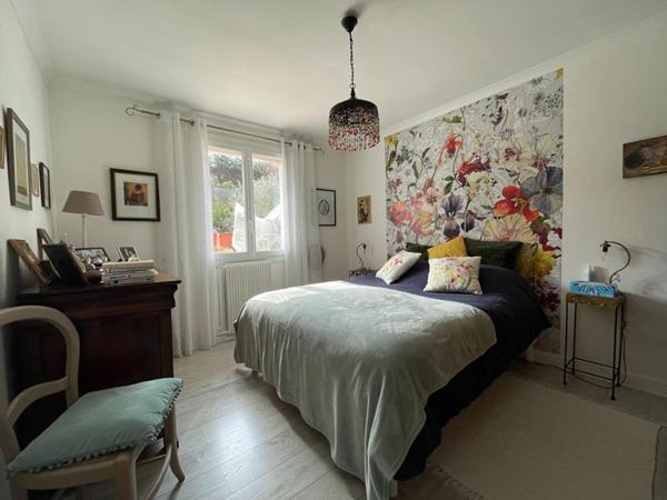 Maison Langoiran 6 pièce(s) 180 m2