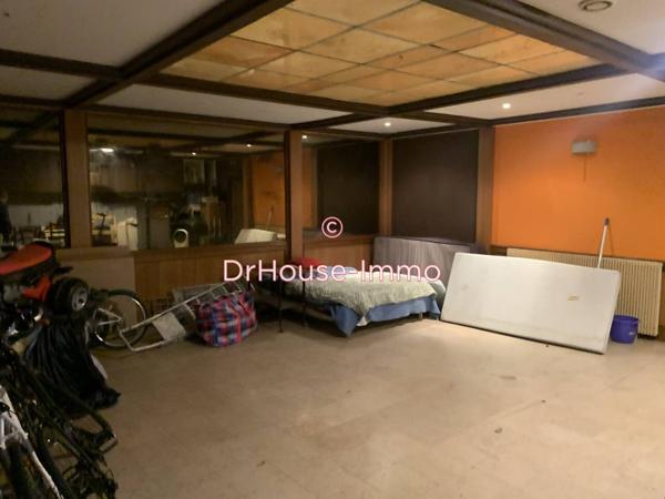 Commerce à vendre 17 pièces de 315 m²