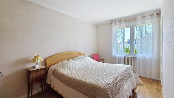 À vendre - Maison ancienne, 4 pièces située à Meyzieu (69330)