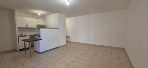 appartement t3 de 51 m² avec parking centre ville sete