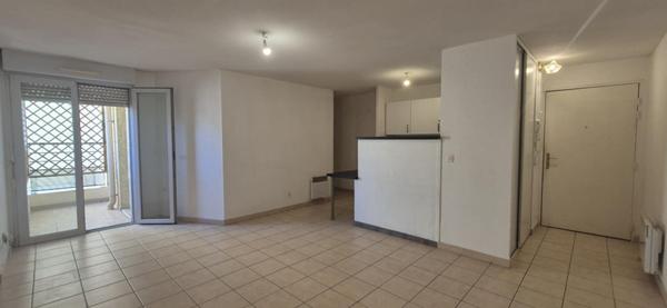 appartement t3 de 51 m² avec parking centre ville sete