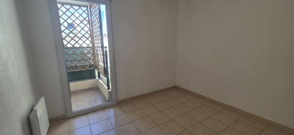 appartement t3 de 51 m² avec parking centre ville sete