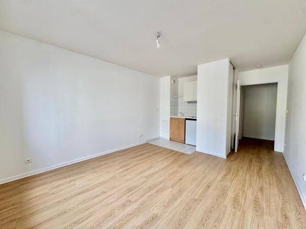 TYPE 1, REIMS - PROCHE NEOMA