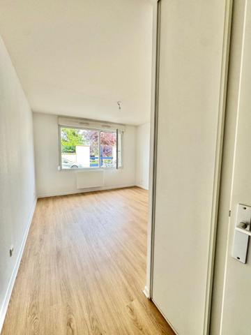 TYPE 1, REIMS - PROCHE NEOMA