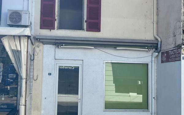 Immeuble à vendre    3 pièces •  Tartas