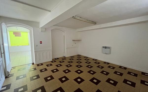 Immeuble à vendre    3 pièces •  Tartas