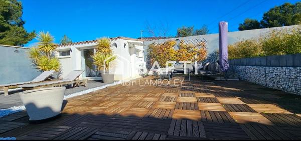 "Villa d’exception avec piscine et studio indépendant" ?