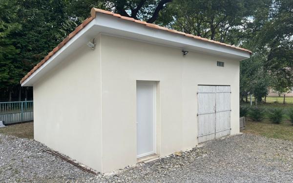 Maison à vendre    4 pièces •  Sindères