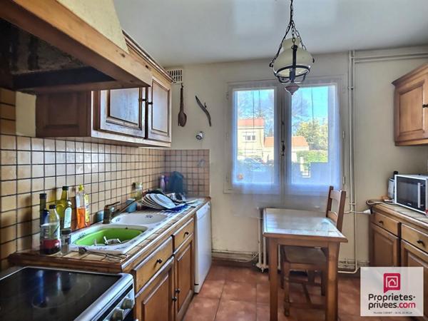 LE TAILLAN MEDOC - Maison 5 pièces avec garage sur 575 m² de terrain