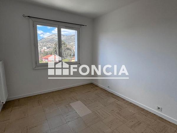 Location Appartement 3 pièces 70 m² - 1621 AVENUE JOSEPH GASQUET Toulon 83100