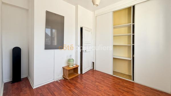 Location Appartement64 m² - 3 Pièces - MELUN (77000)