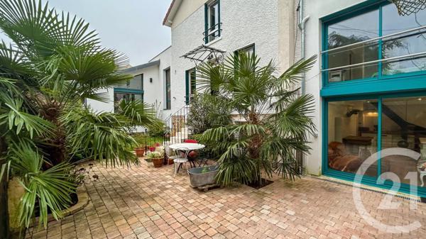 Maison à vendre  8 pièces - 262,34 m2 LE PERREUX SUR MARNE - 94