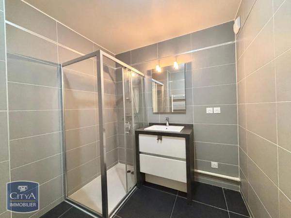 Appartement à louer 2 pièces 46.91m²