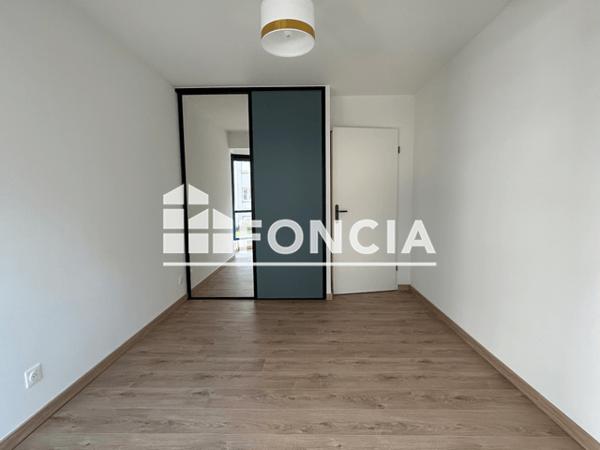 Location Appartement 4 pièces 91.44 m² - 2-4-6 QUAI DES CHEVILLARDS Lille 59000
