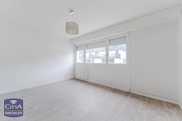 Appartement à vendre 1 pièce 26.89m² Tours (37000)