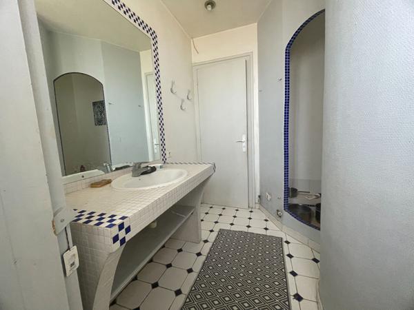 Dolus-d'Oléron : maison de plain-pied sur vaste parcelle constructible