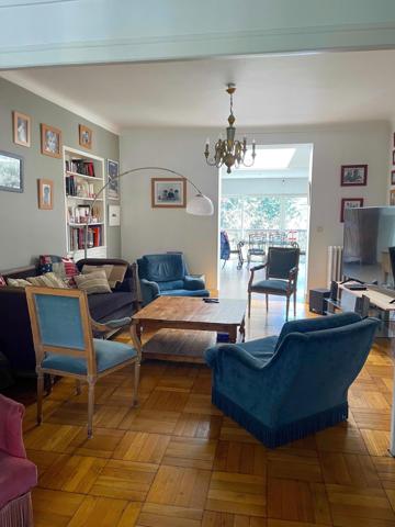 Maison à Le Mans, 72000 - 10 pièces 235m²