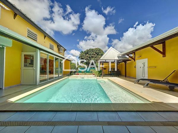 Maison 3 chambres - piscine + 3 Studios Terrain 462m²