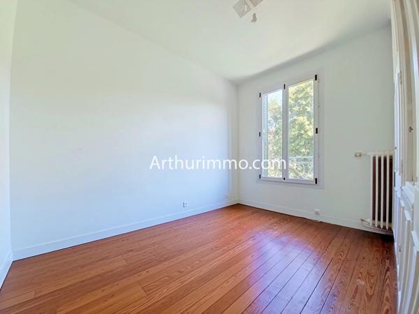 Vente                                                      Maison
                        
                     5 pièces                      106 m2                     à Crosne