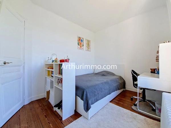 Vente                                                      Maison
                        
                     5 pièces                      106 m2                     à Crosne