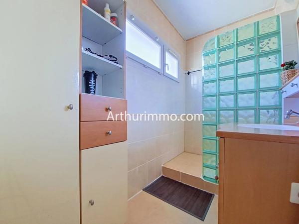 Vente                                                      Maison
                        
                     5 pièces                      106 m2                     à Crosne