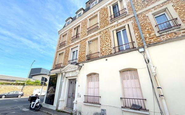 Appartement à vendre    2 pièces •  Corbeil-Essonnes