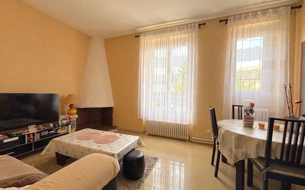 Appartement à vendre    2 pièces •  Corbeil-Essonnes