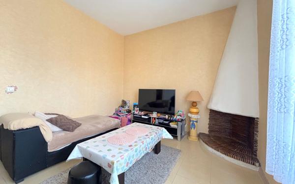 Appartement à vendre    2 pièces •  Corbeil-Essonnes