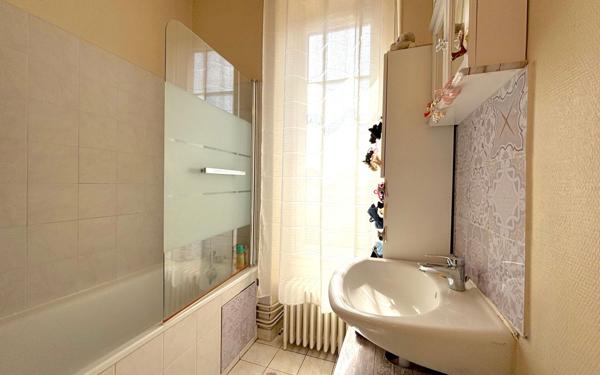 Appartement à vendre    2 pièces •  Corbeil-Essonnes