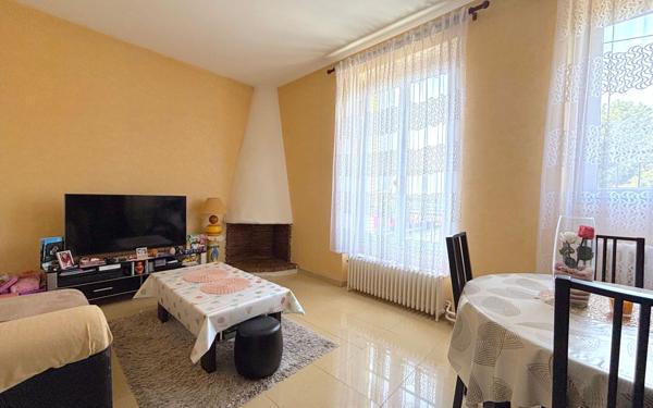 Appartement à vendre    2 pièces •  Corbeil-Essonnes