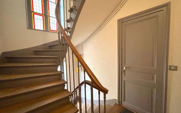 Appartement à vendre    2 pièces •  Corbeil-Essonnes