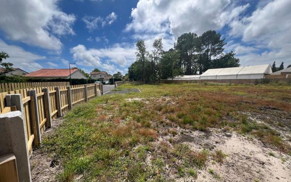 Terrain à vendre    Biscarrosse