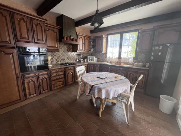 Sausset-les-Pins (13960) Rare à la vente ! Maison traditionnelle avec 3 habitations à Sausset-les-Pins