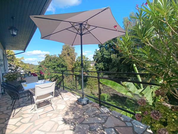 Maison 4 chambres avec très beau jardin, terrasses
