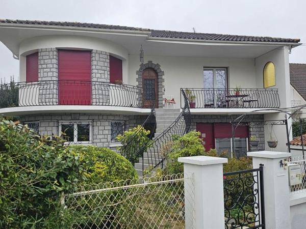 Maison à vendre |  Billère |  7 pièces | 265 m²