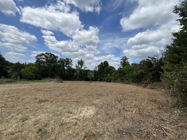Terrain constructible 4091m²