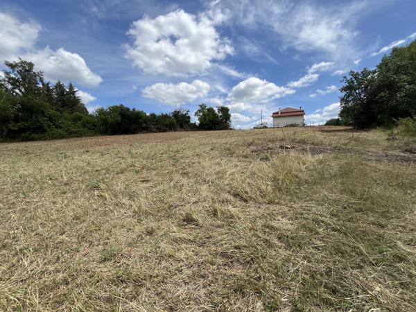 Terrain constructible 4091m²