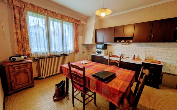 Maison à vendre    5 pièces •  Pau