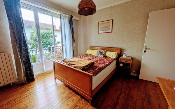 Maison à vendre    5 pièces •  Pau