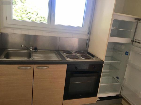 Appartement à louer à Rennes en Ille-et-Vilaine (35000), ref : 641   
Sainte-Thérèse