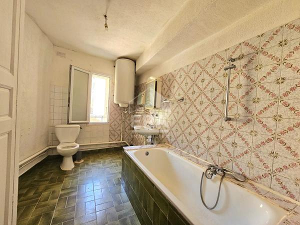 A VENDRE - LANÇON PROVENCE - Maison de Village de 95m² avec jardin privatif - 3 chambres - Combles aménageables