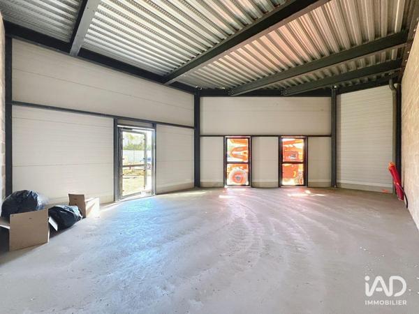 Location bureaux 26 m² Saint-Pierre-du-Perray