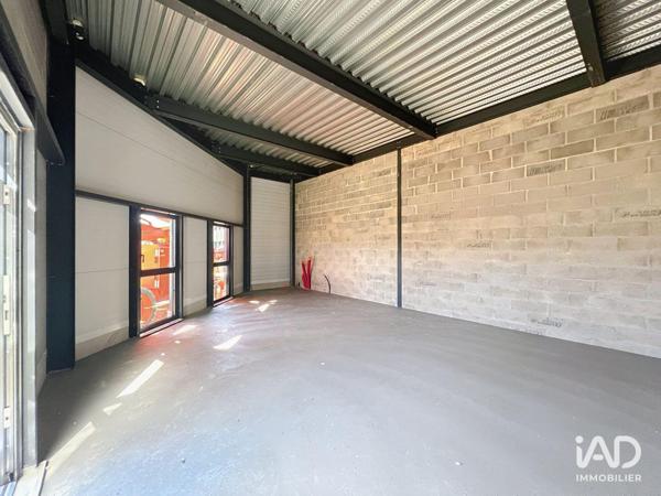 Location bureaux 26 m² Saint-Pierre-du-Perray