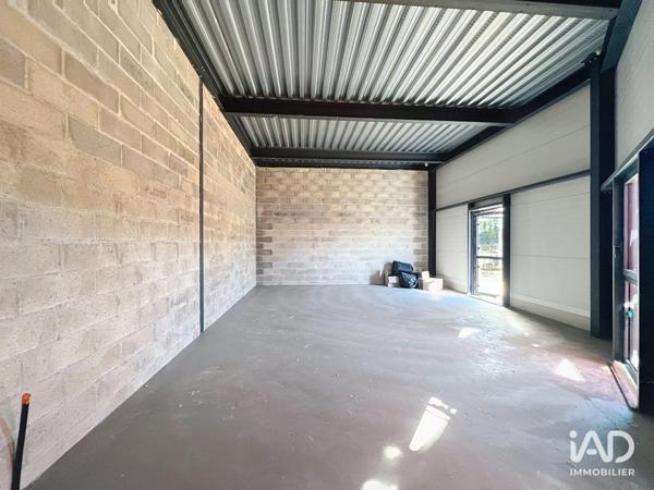 Location bureaux 26 m² Saint-Pierre-du-Perray