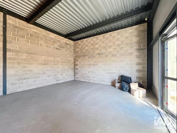 Location bureaux 26 m² Saint-Pierre-du-Perray