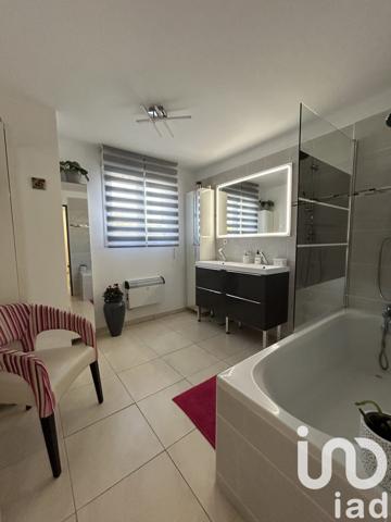 Appartement 3 pièces de 85 m² à Cabestany (66330)