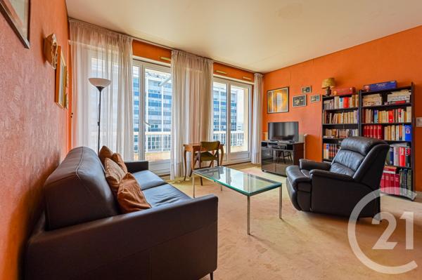 Appartement F2 à vendre  2 pièces - 47,75 m 2   PARIS  - 75012