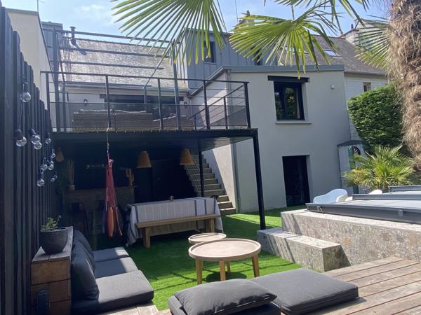 Maison rénovée/studio/piscine.